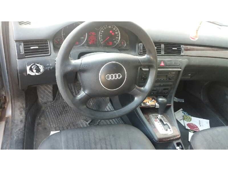 audi a6 berlina (4b2) del año 2002
