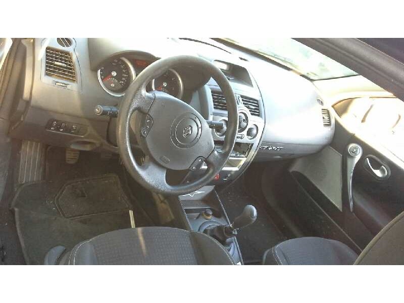 renault megane ii berlina 3p del año 2005