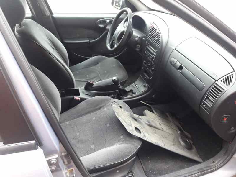 citroën xsara berlina del año 2001