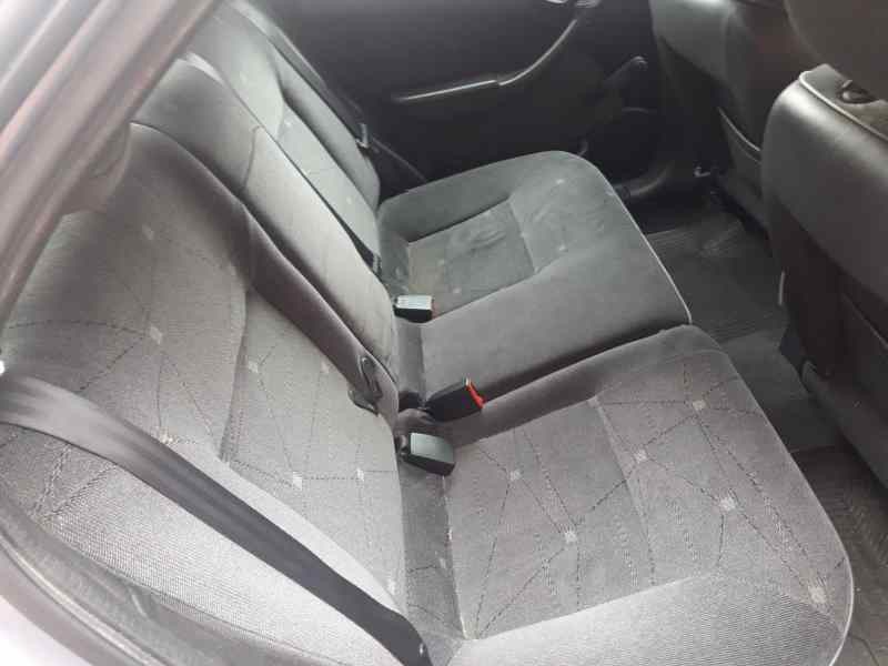 citroën xsara berlina del año 2001