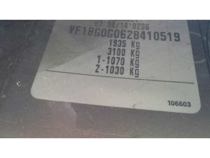 renault laguna ii (bg0) del año 2003