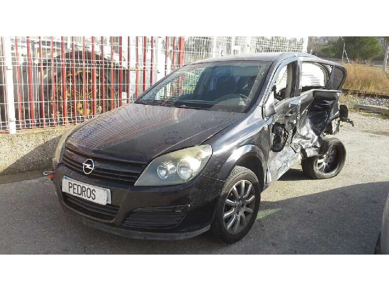 opel astra h berlina del año 2004