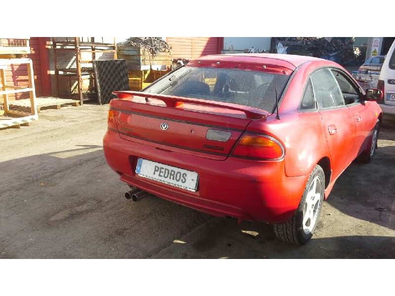 mazda 323 berl. f/s (bj) del año 1996