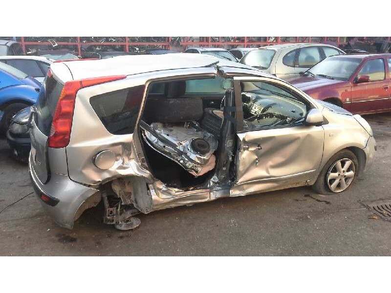 nissan note (e11e) del año 2006