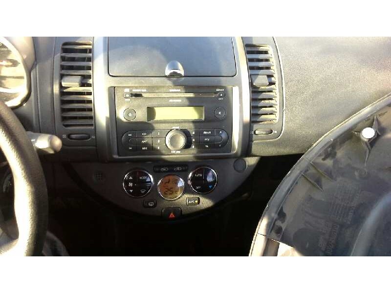 nissan note (e11e) del año 2006