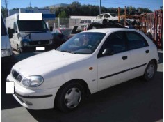 daewoo lanos del año 2001 2
