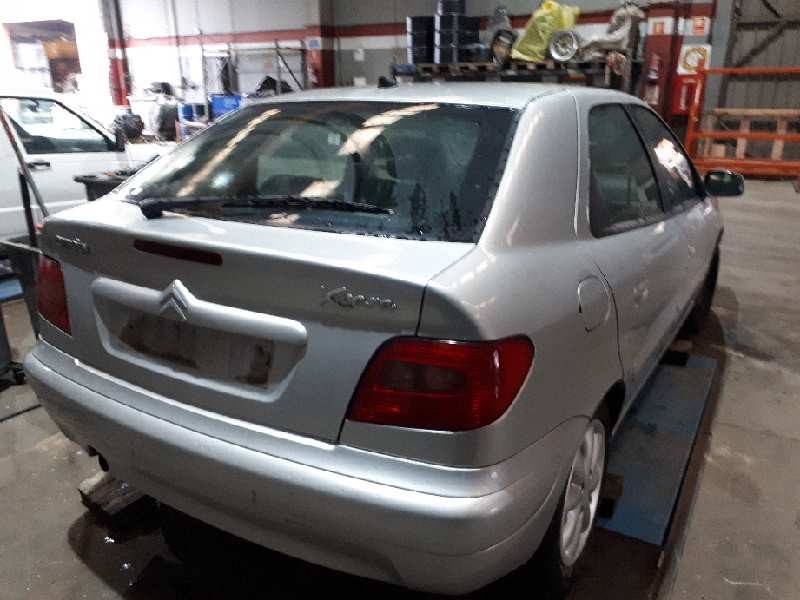 citroën xsara berlina del año 2001