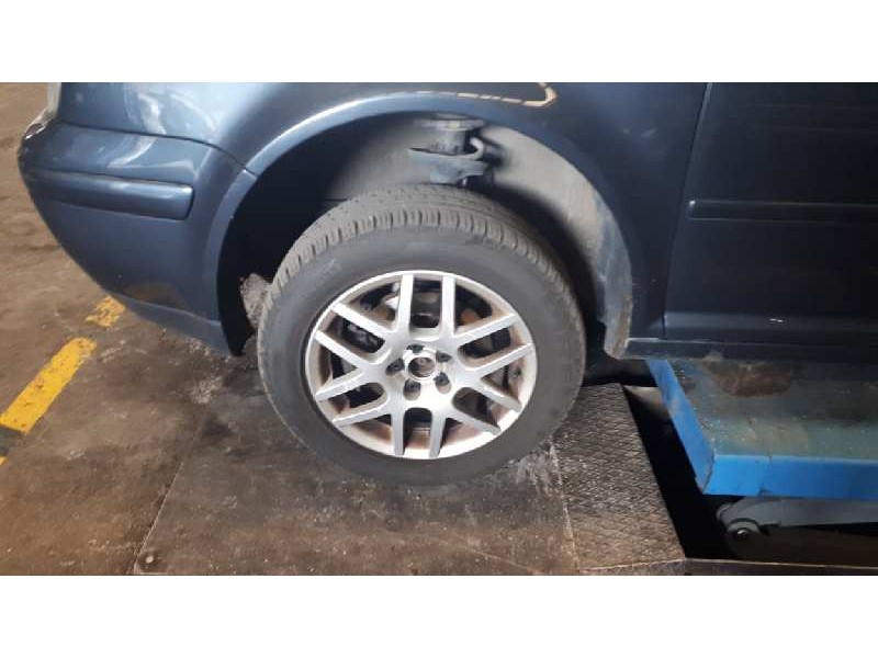 volkswagen golf iv berlina (1j1) del año 2003