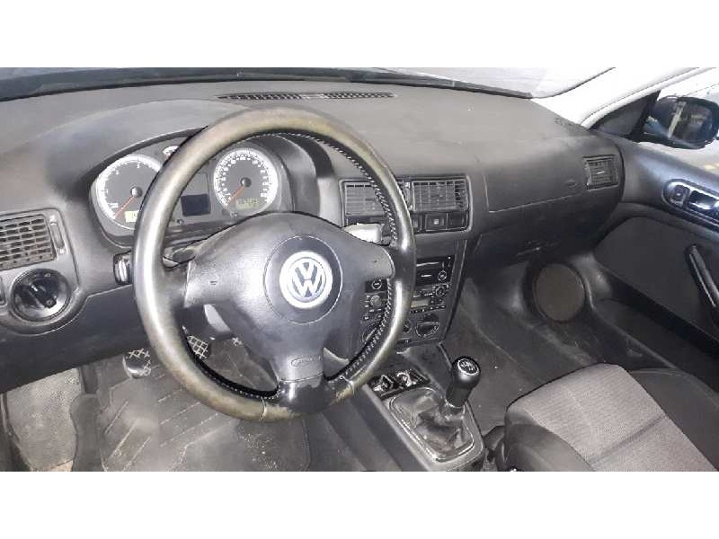 volkswagen golf iv berlina (1j1) del año 2003