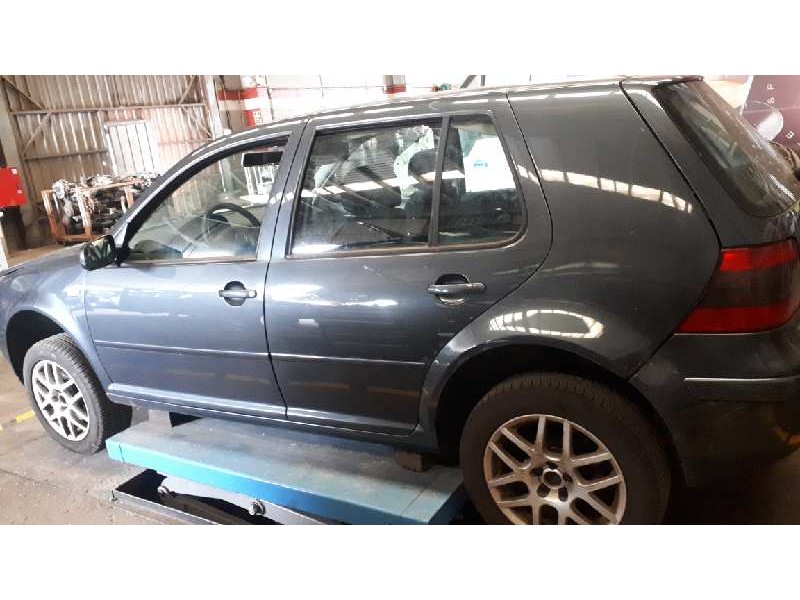 volkswagen golf iv berlina (1j1) del año 2003