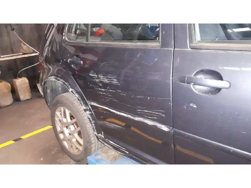 volkswagen golf iv berlina (1j1) del año 2003