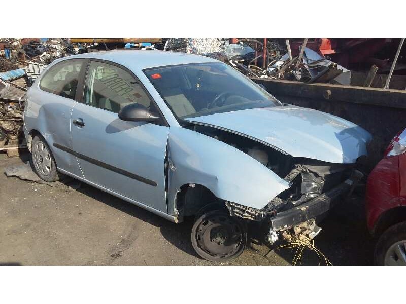 seat ibiza (6l1) del año 2002