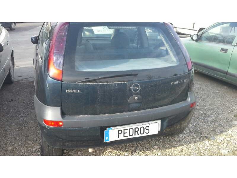 opel corsa c del año 2001
