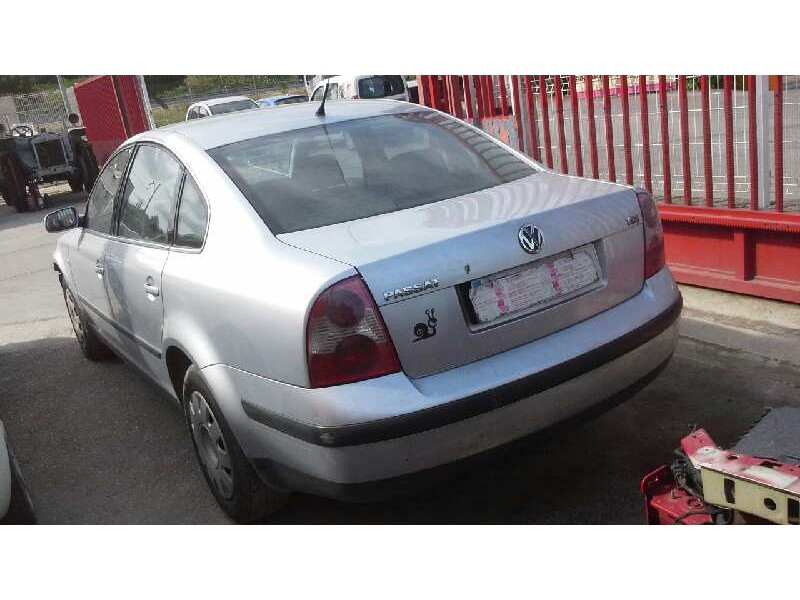volkswagen passat berlina (3b3) del año 2001