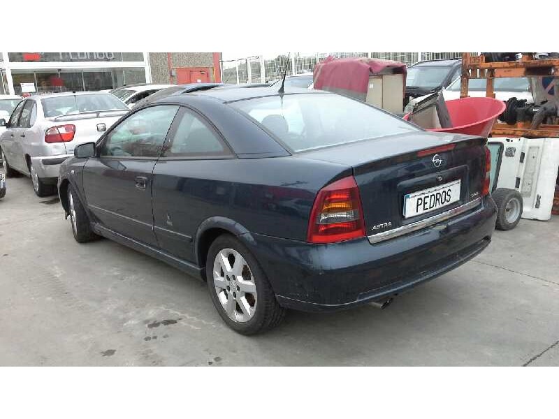 opel astra g coupé del año 2001