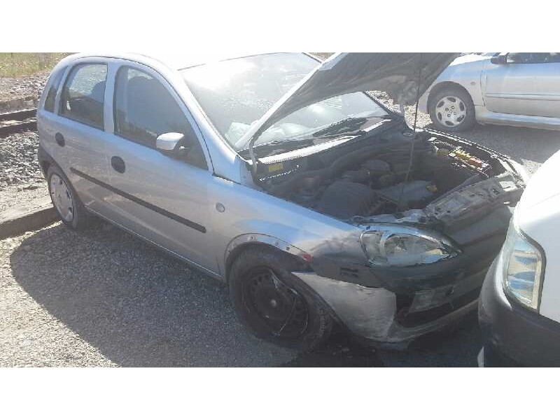 opel corsa c del año 2001