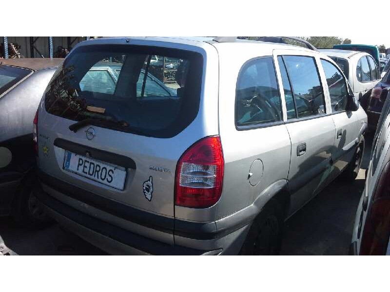 opel zafira a del año 2005