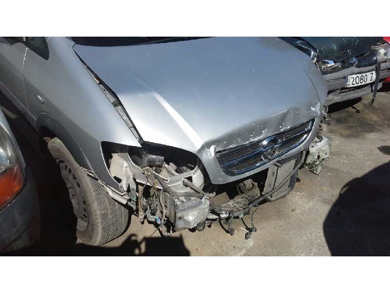 opel zafira a del año 2005