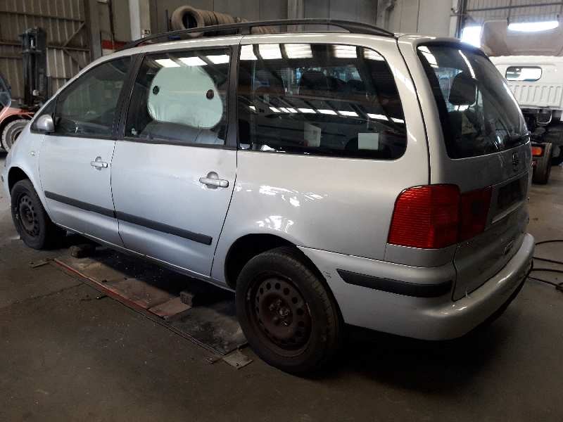 seat alhambra (7v9) del año 2002