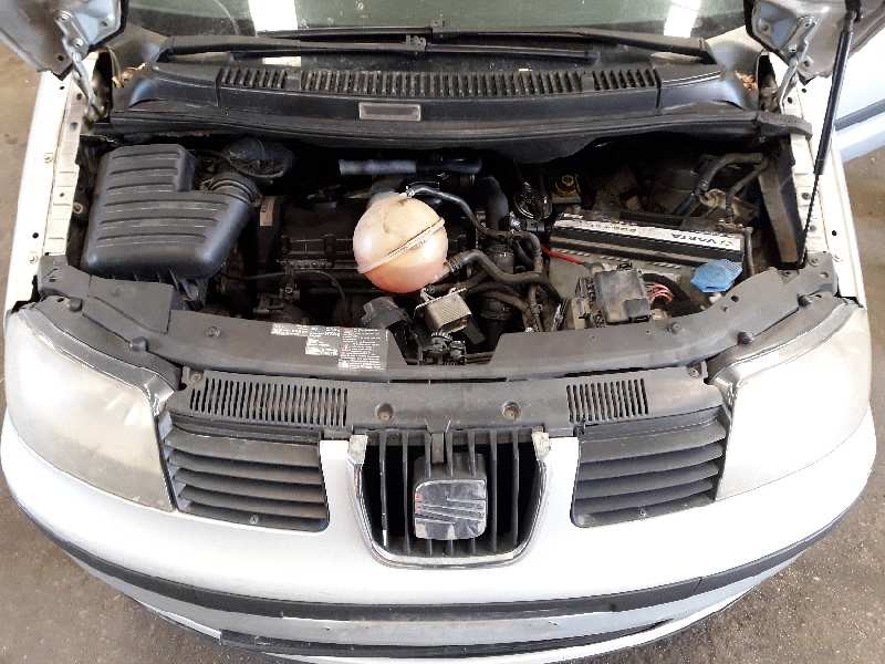 seat alhambra (7v9) del año 2002