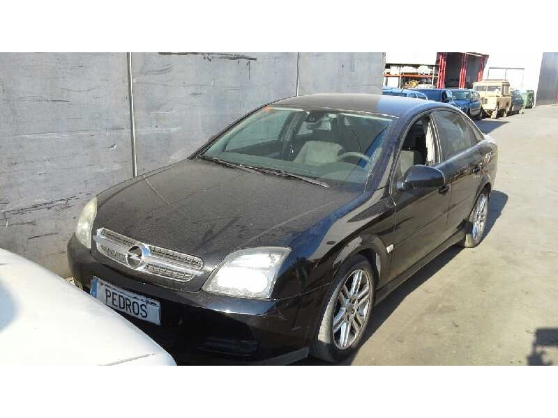 opel vectra c berlina del año 2003