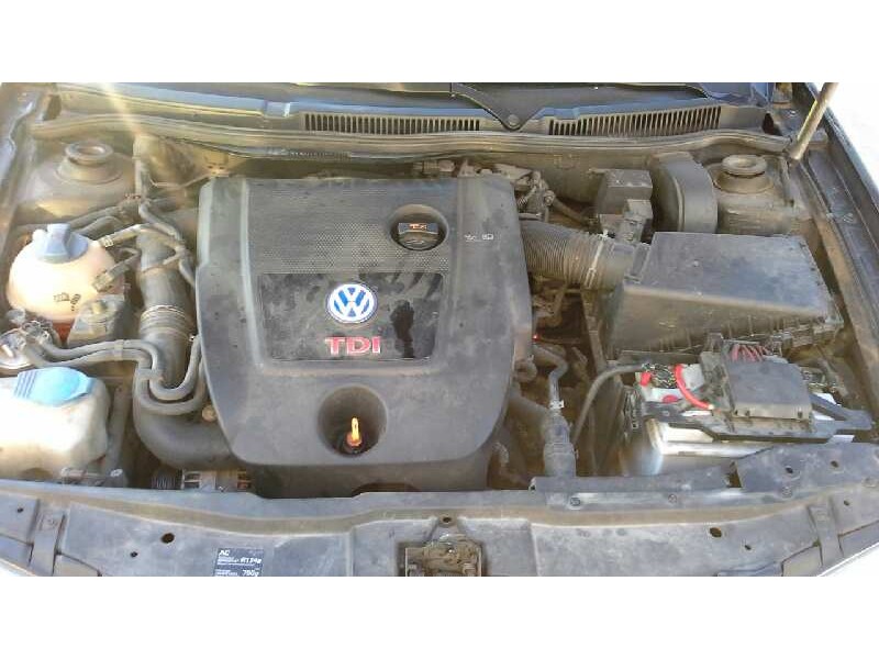 volkswagen golf iv berlina (1j1) del año 2003