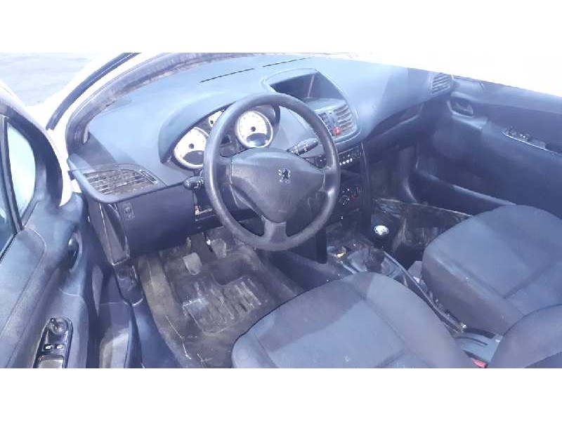 peugeot 207 del año 2008