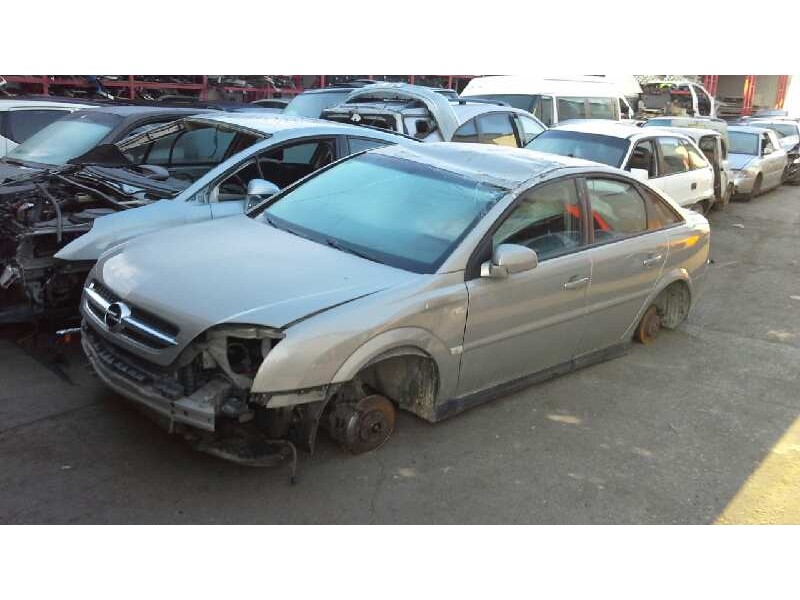 opel vectra c berlina del año 2005