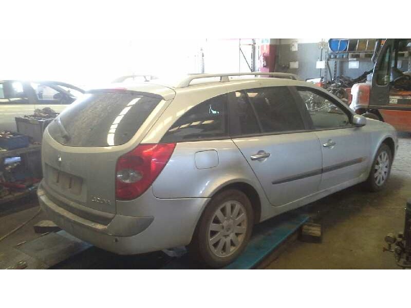 renault laguna ii grandtour (kg0) del año 2004