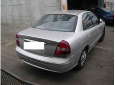 daewoo nubira berlina del año 2000 2