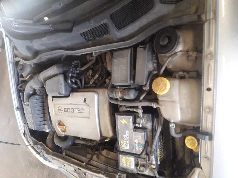 opel astra g berlina del año 2001