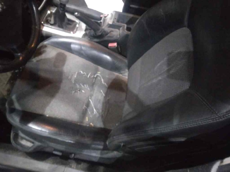 peugeot 407 del año 2007