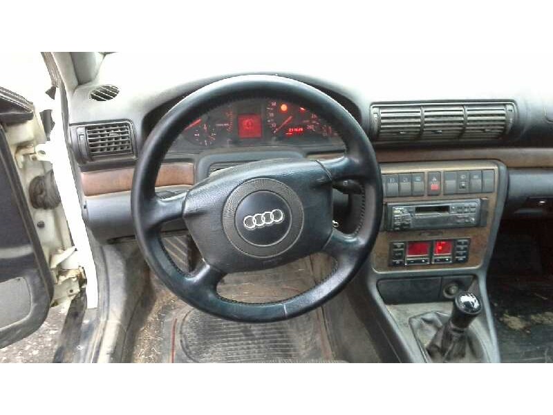 audi a4 berlina (b5) del año 1998