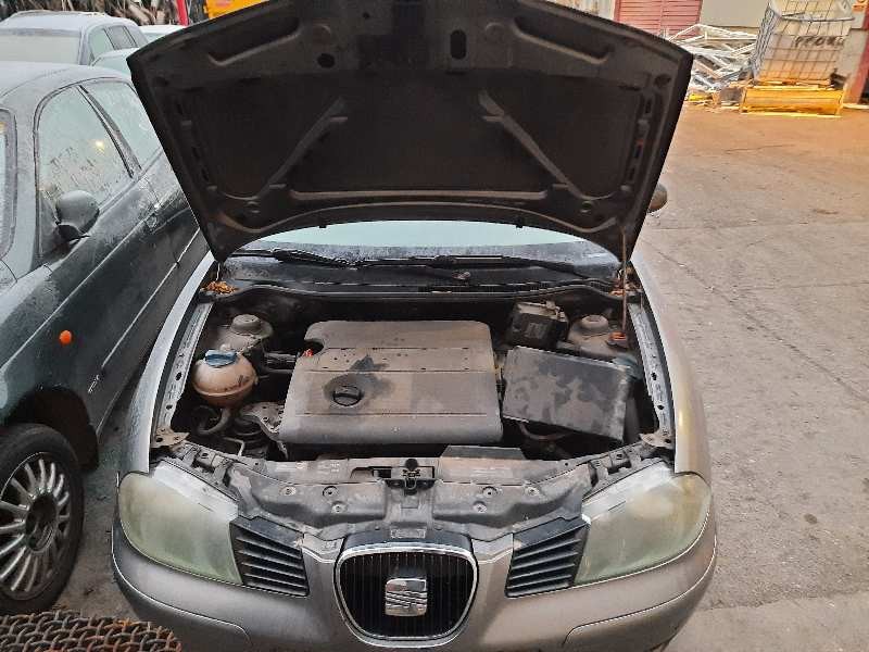 seat ibiza (6l1) del año 2005