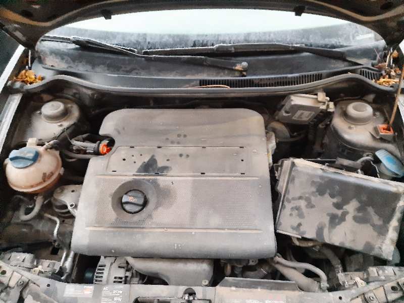 seat ibiza (6l1) del año 2005