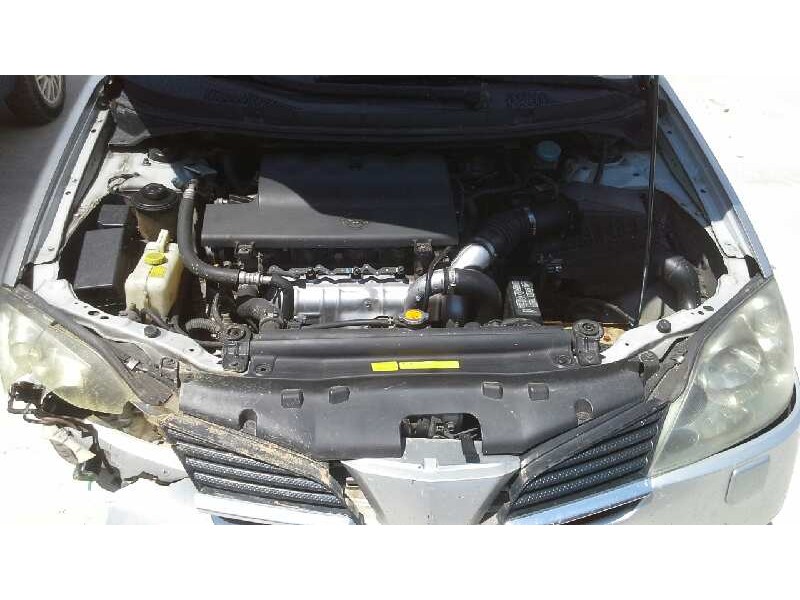 nissan primera berlina (p12) del año 2002