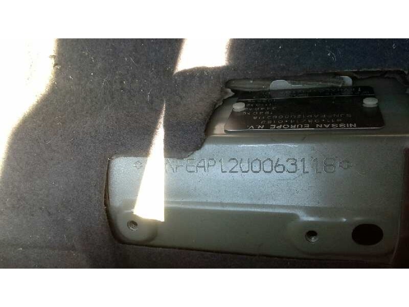 nissan primera berlina (p12) del año 2002