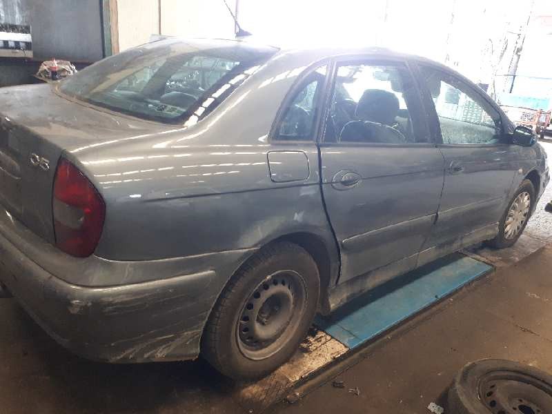 citroën c5 berlina del año 2001