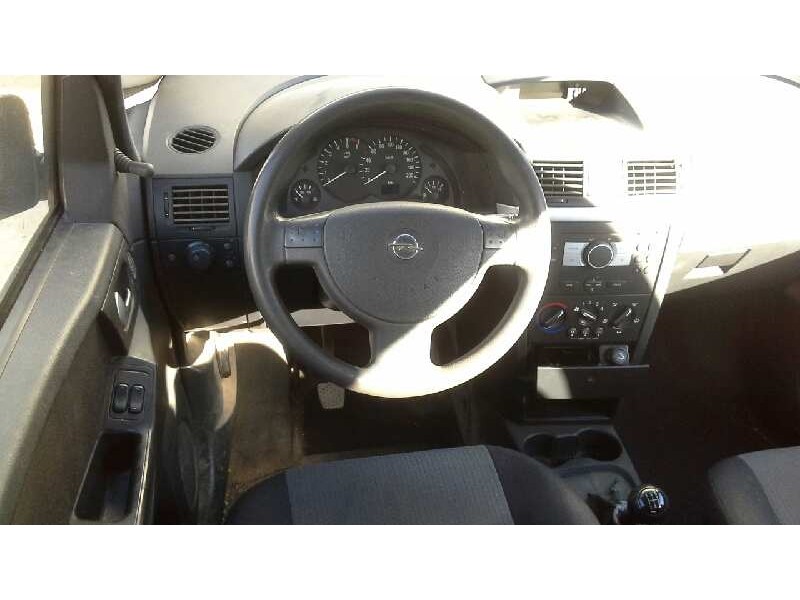 opel meriva del año 2005