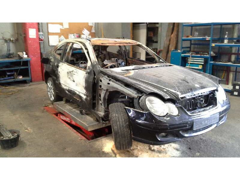 mercedes-benz clase c (w203) sportcoupe del año 2006