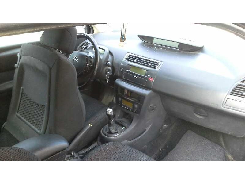 citroën c4 coupe del año 2005