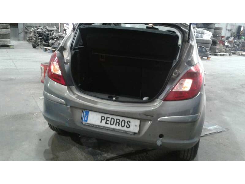 opel corsa d del año 2012