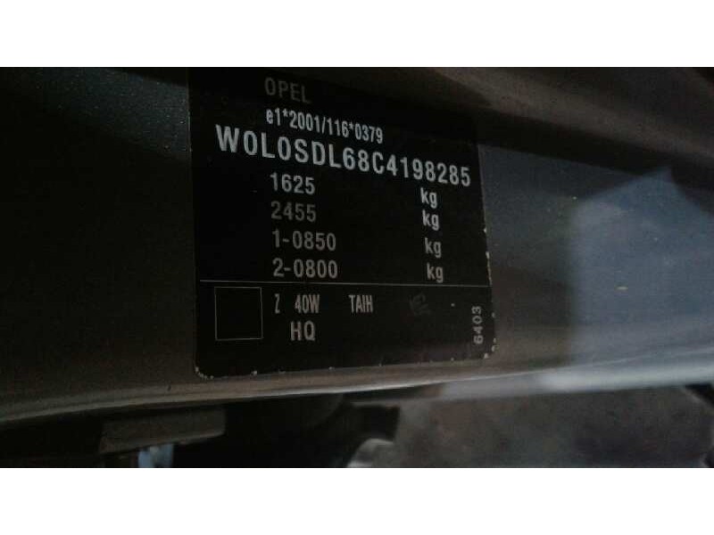 opel corsa d del año 2012