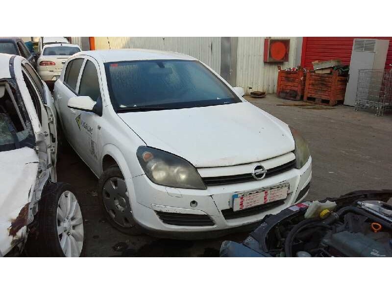 opel astra h berlina del año 2005
