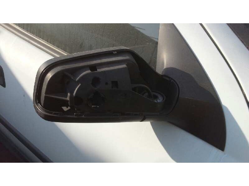 opel astra g berlina del año 1998