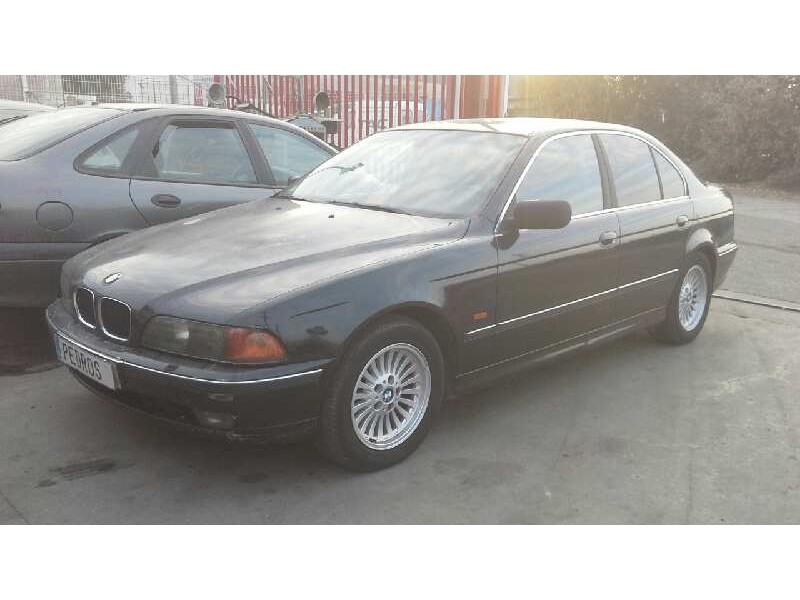 bmw serie 5 berlina (e39) del año 2000