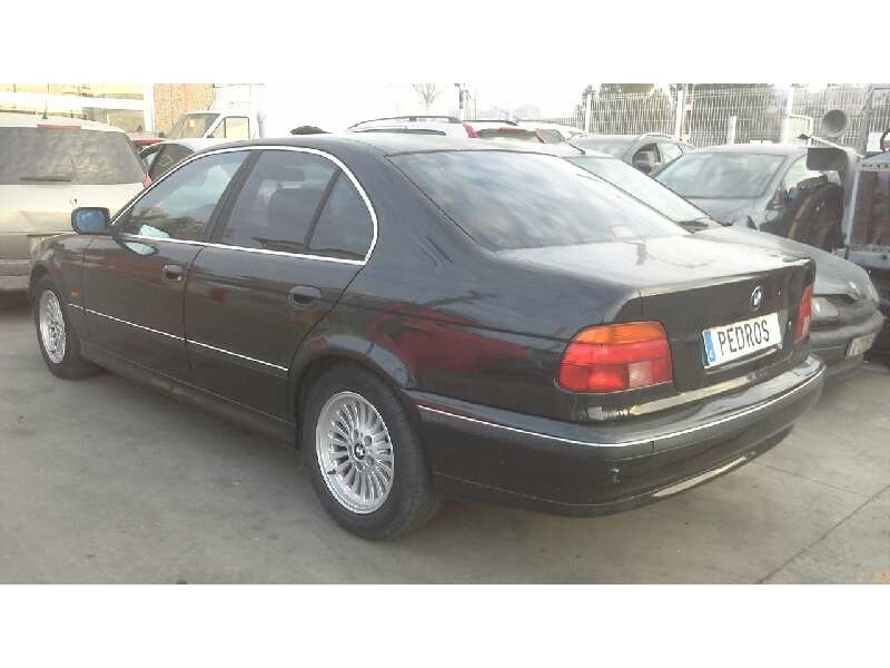 bmw serie 5 berlina (e39) del año 2000