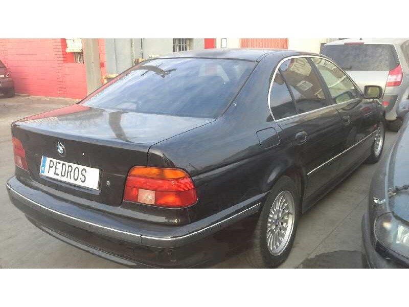 bmw serie 5 berlina (e39) del año 2000