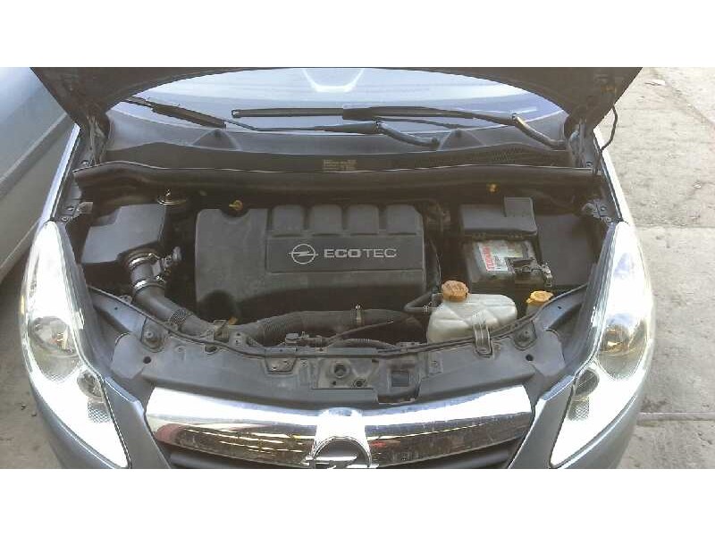 opel corsa d del año 2009