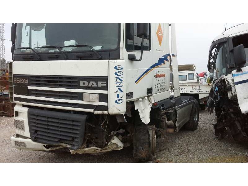 daf fa 95xf del año 2001